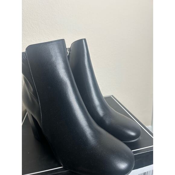 NEW MIA Carla Booties Women’s Size 8.5 Boots Black Chunky Heel Fall Winter Vegan - Picture 8 of 16